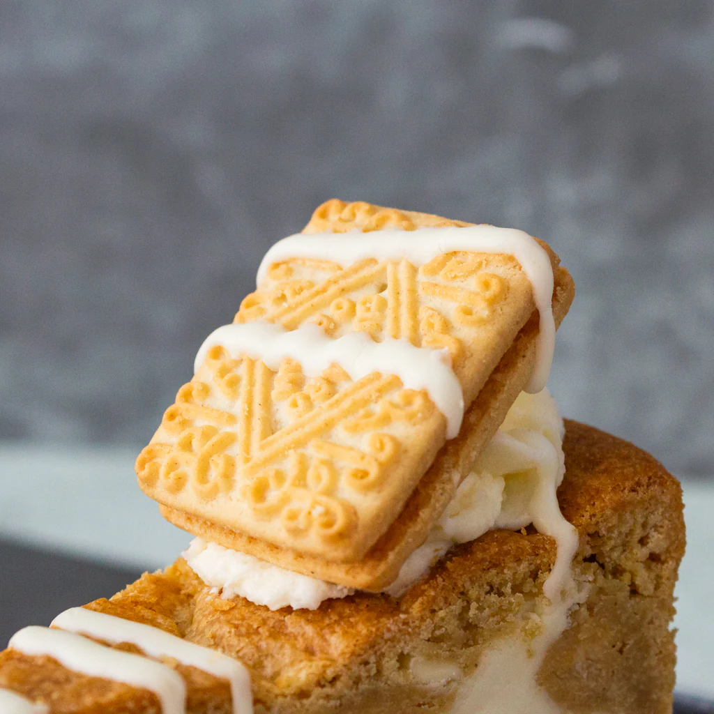 Custard Cream Cookie Pie Slice - Image 3