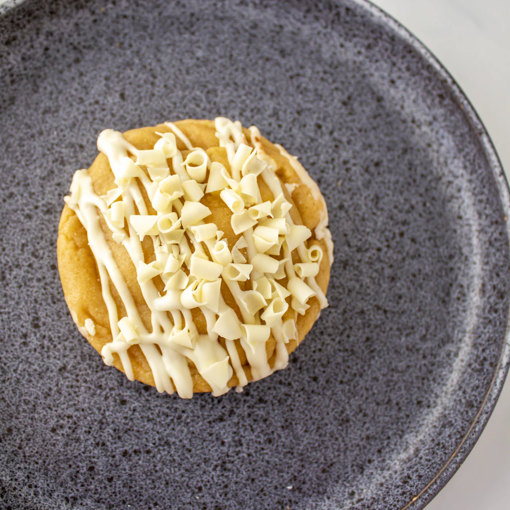 Lemon & White Chocolate Stuffed Deluxe Cookie - Image 4