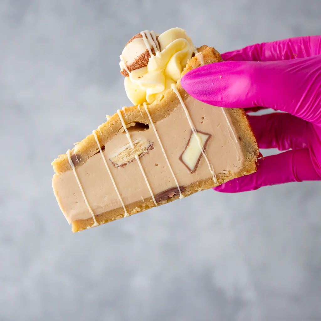 White Bueno Cookie Pie Slice - Image 3